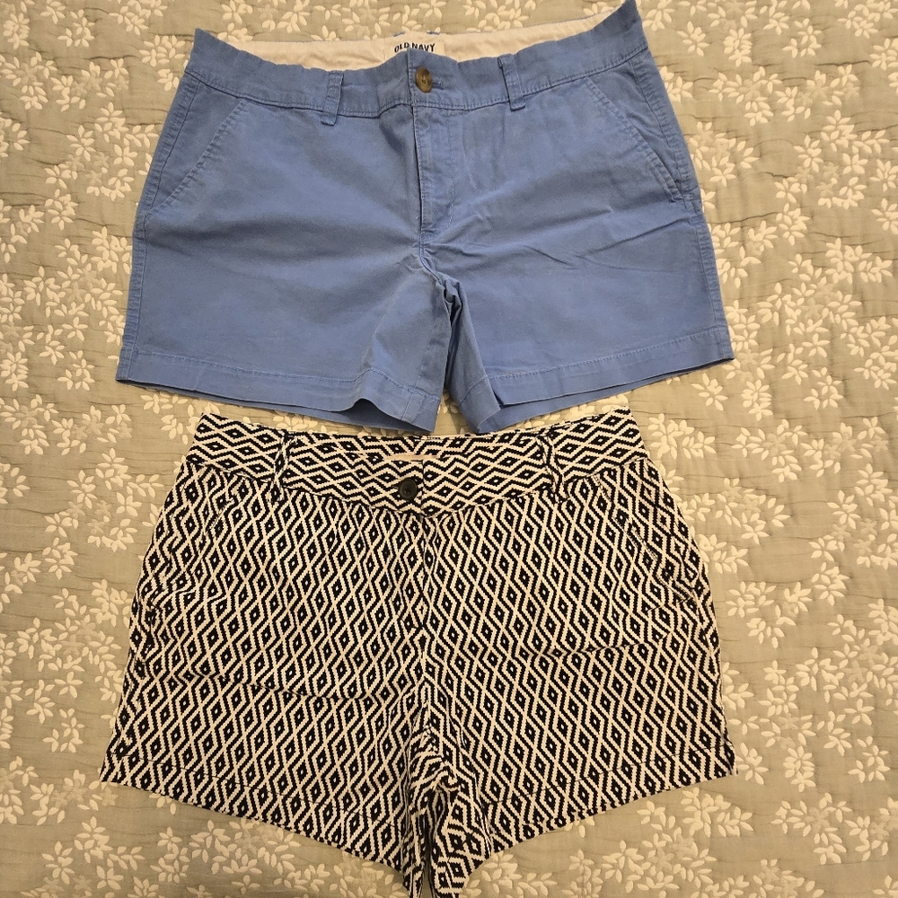Set Women's Shorts Size 10